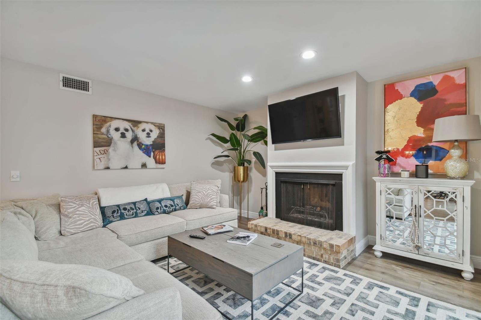 3530 VILLAGE WAY 3