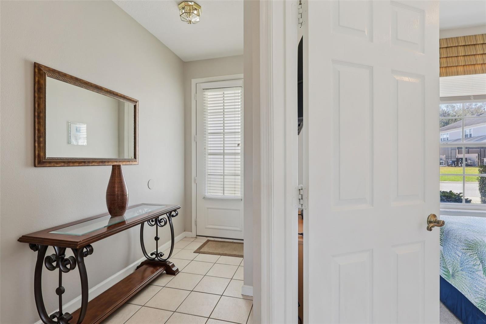 2346 SILVER PALM DRIVE