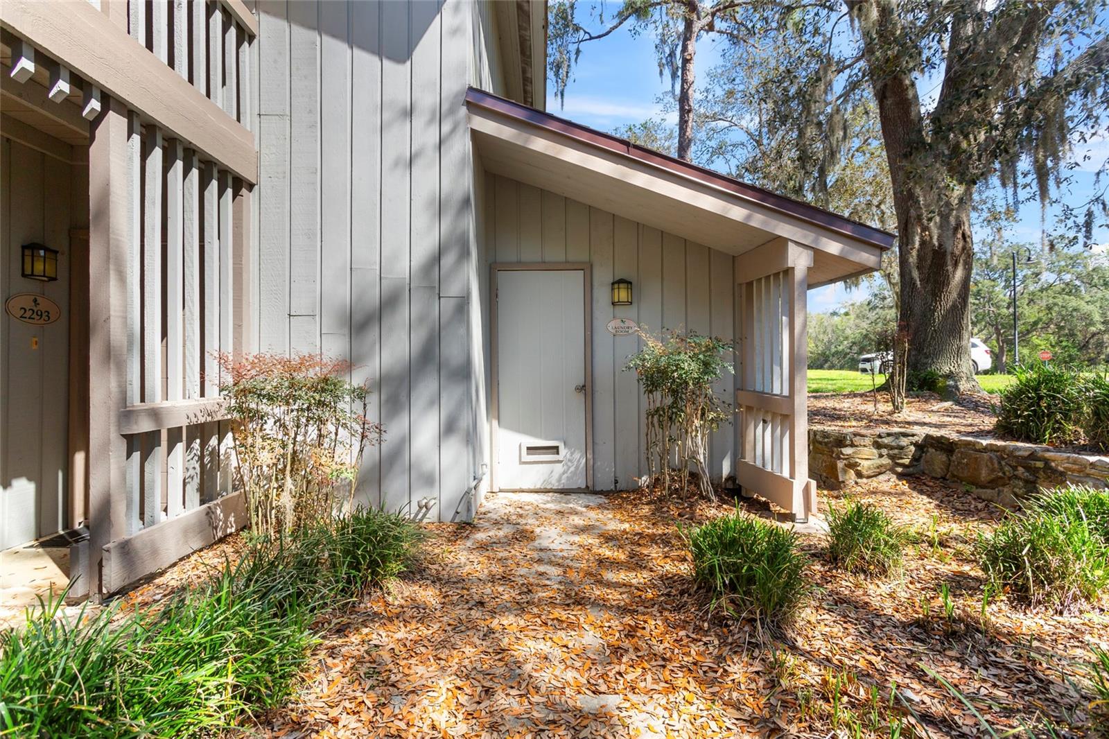 GRENELEFE BURNWAY NORTH CONDO - Residential