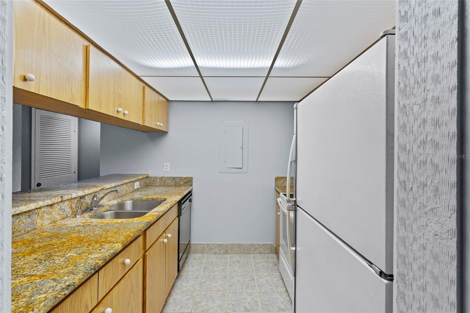 GRENELEFE BURNWAY NORTH CONDO - Residential