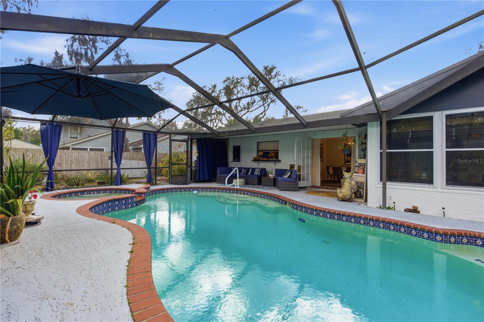 LAKE COMMISTON SUB - Residential