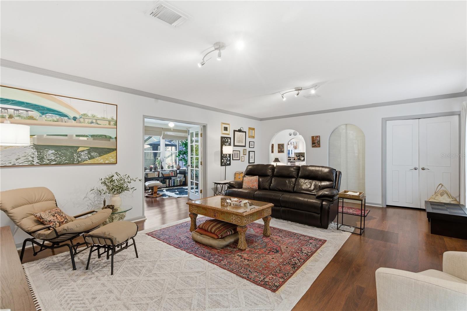 LAKE COMMISTON SUB - Residential