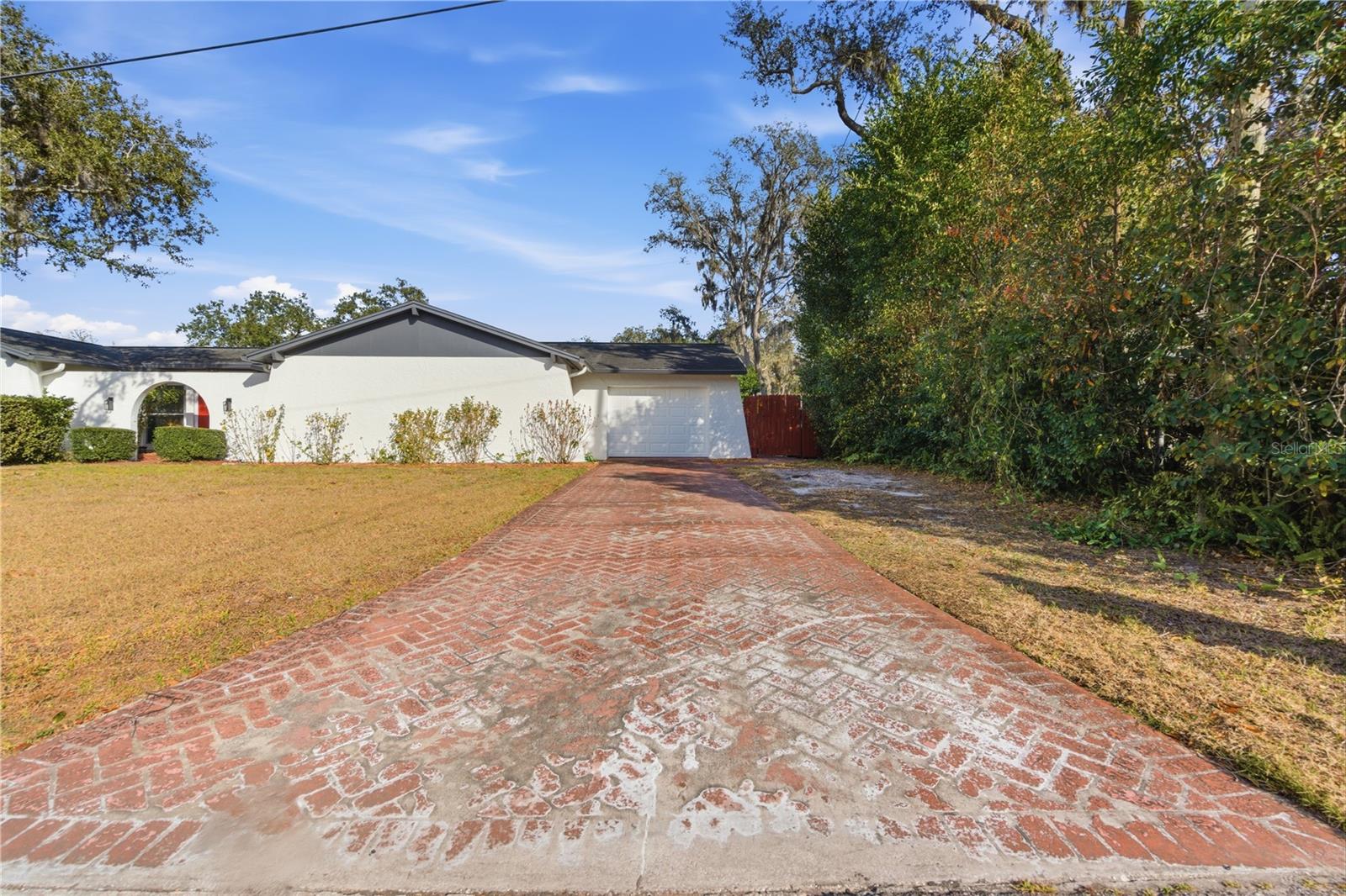 LAKE COMMISTON SUB - Residential