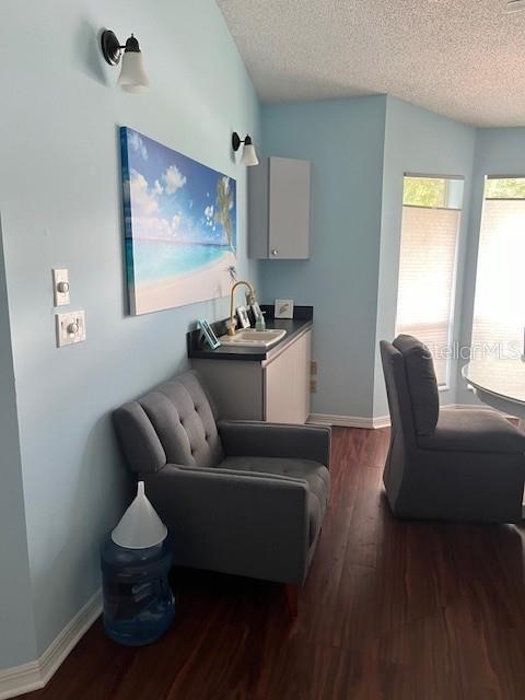 WINDSOR WOODS II - Residential Lease