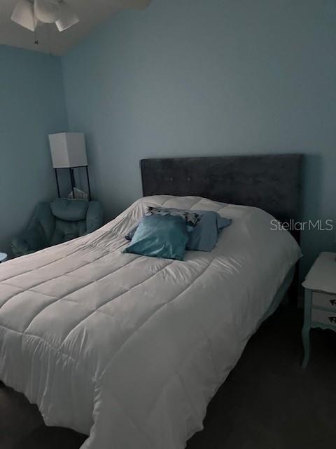 WINDSOR WOODS II - Residential Lease