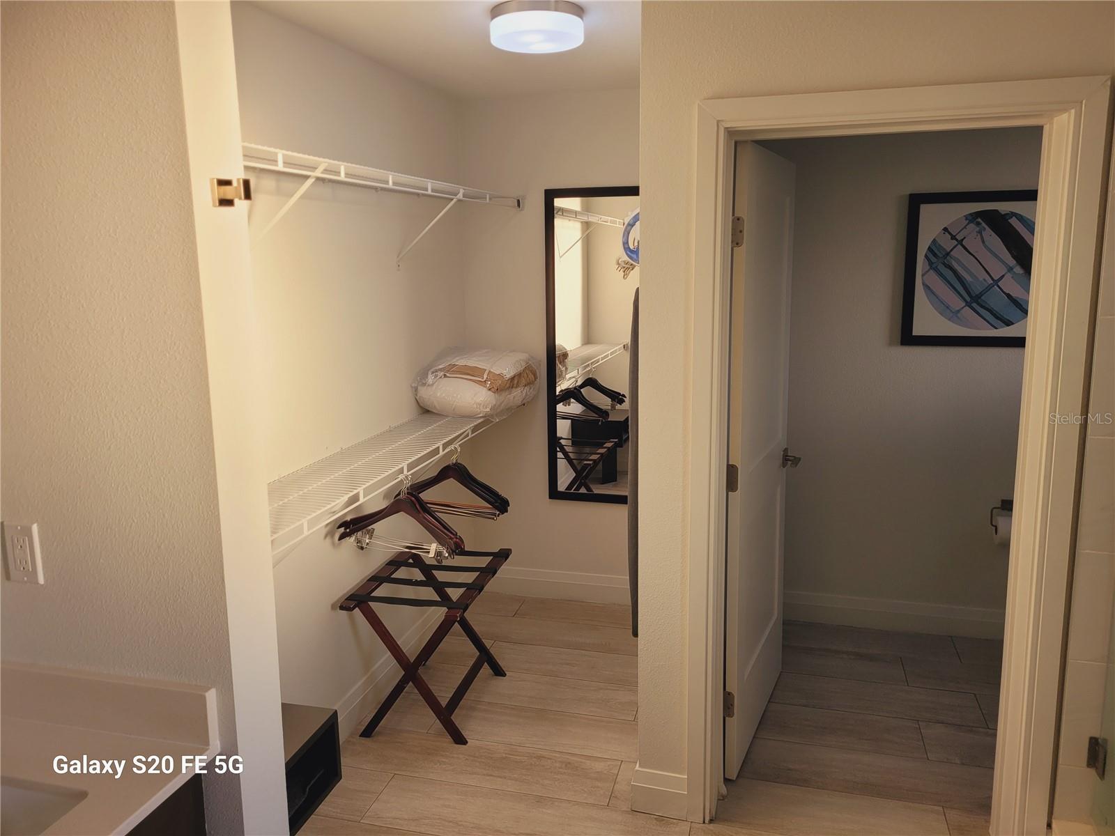 GROVE RESIDENCE & SPA HOTEL CONDO IL - Residential