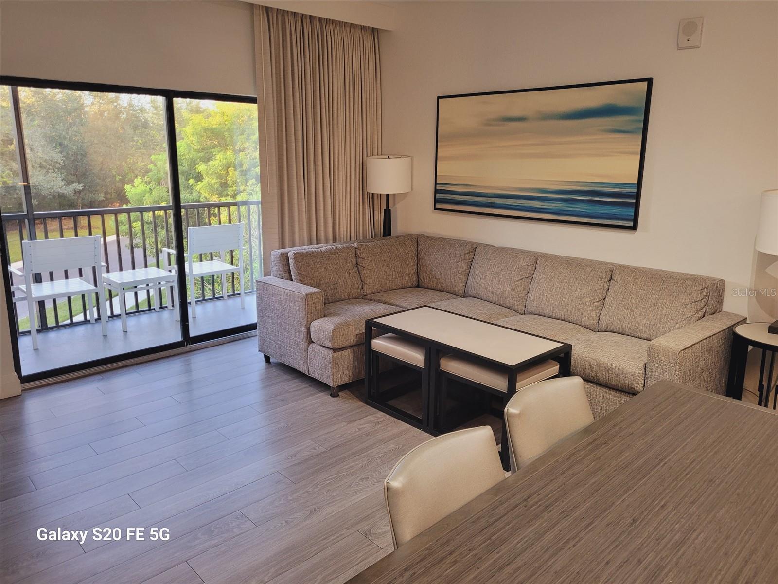 GROVE RESIDENCE & SPA HOTEL CONDO IL - Residential