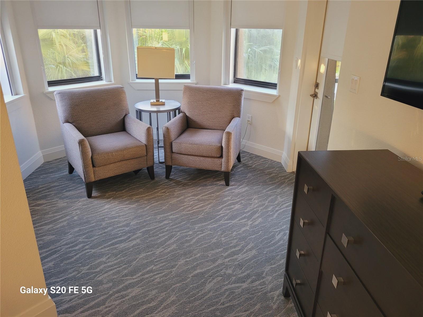 GROVE RESIDENCE & SPA HOTEL CONDO IL - Residential