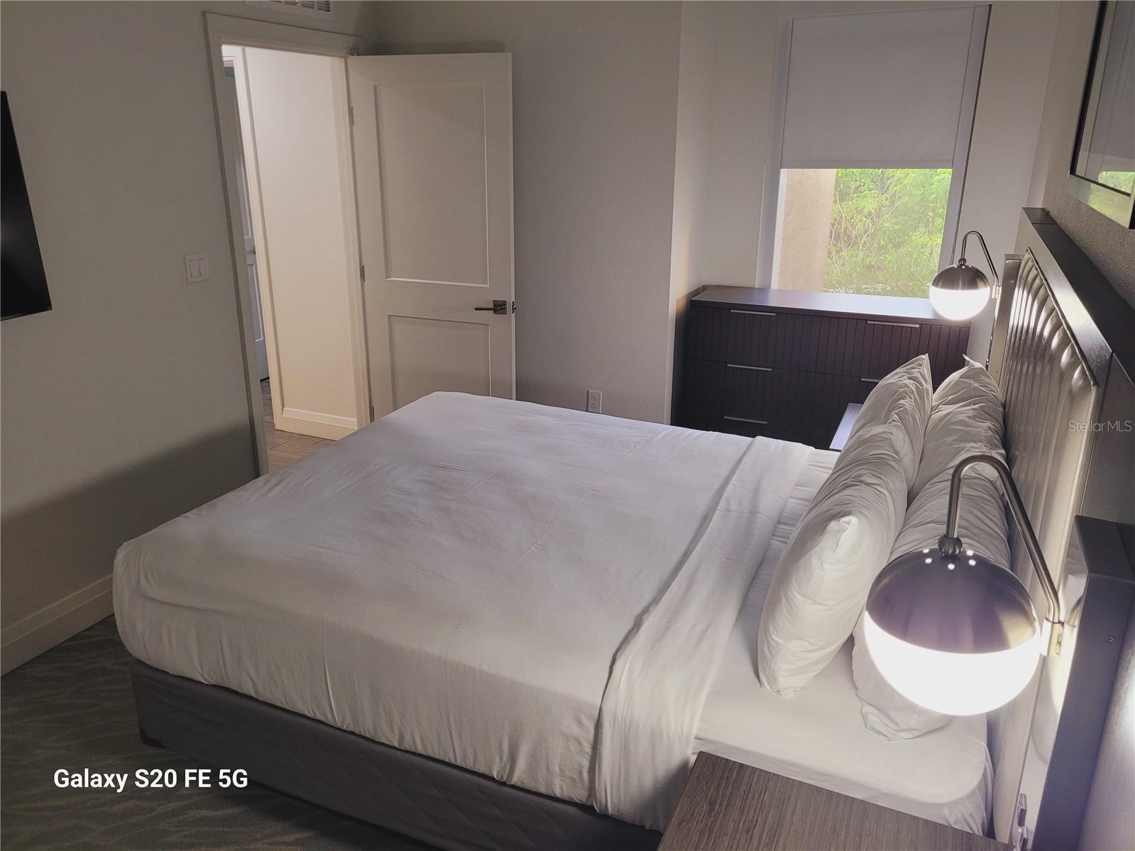 GROVE RESIDENCE & SPA HOTEL CONDO IL - Residential