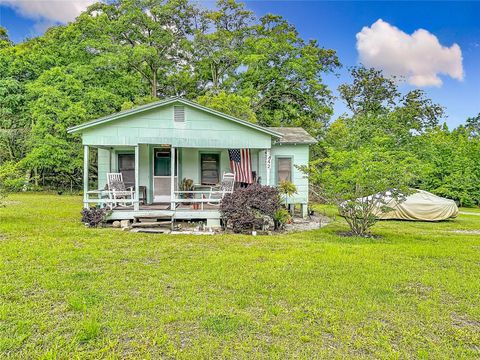 Property photo of 806 S Lake Pleasant Road, Apopka, FL 32703