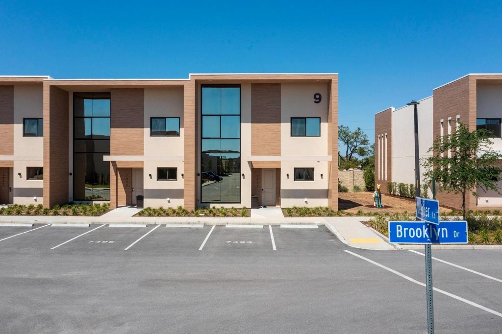 Photo of 7505 Brooklyn Drive, Kissimmee, FL 34747 (MLS # O6380967)