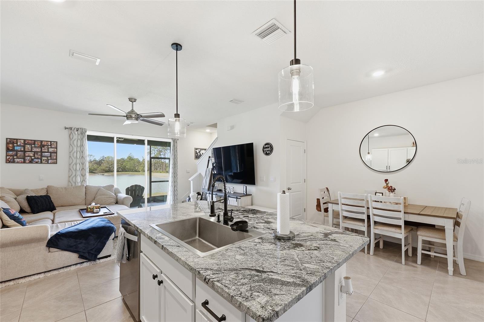 AVALON PARK WEST-NORTH PH 1A & - Residential Lease