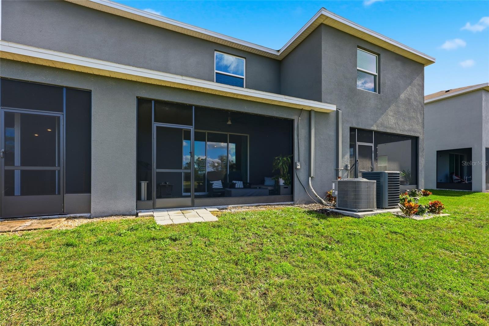 AVALON PARK WEST-NORTH PH 1A & - Residential Lease