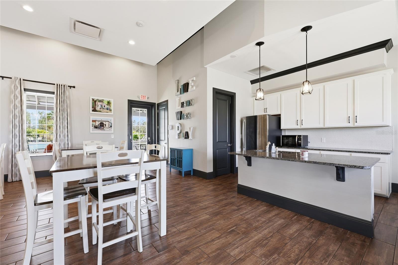 AVALON PARK WEST-NORTH PH 1A & - Residential Lease