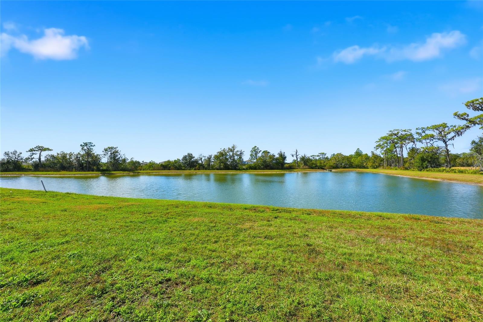 AVALON PARK WEST-NORTH PH 1A & - Residential Lease