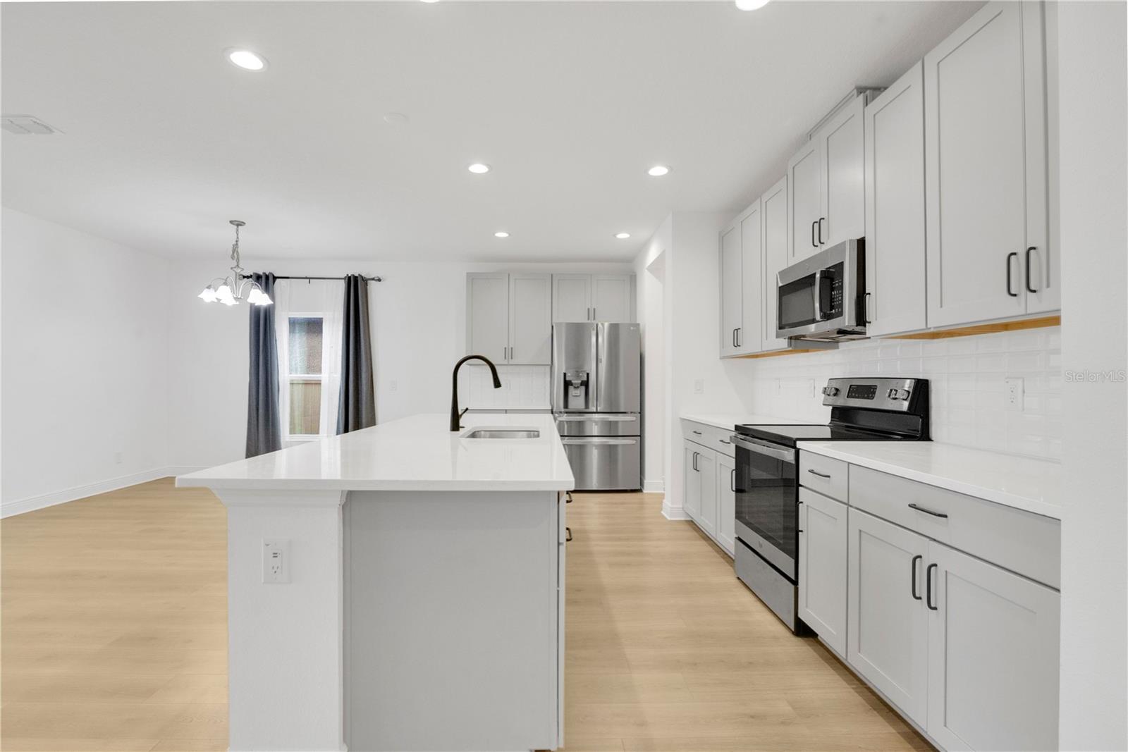 RIDGEVIEW PH 3 - Residential