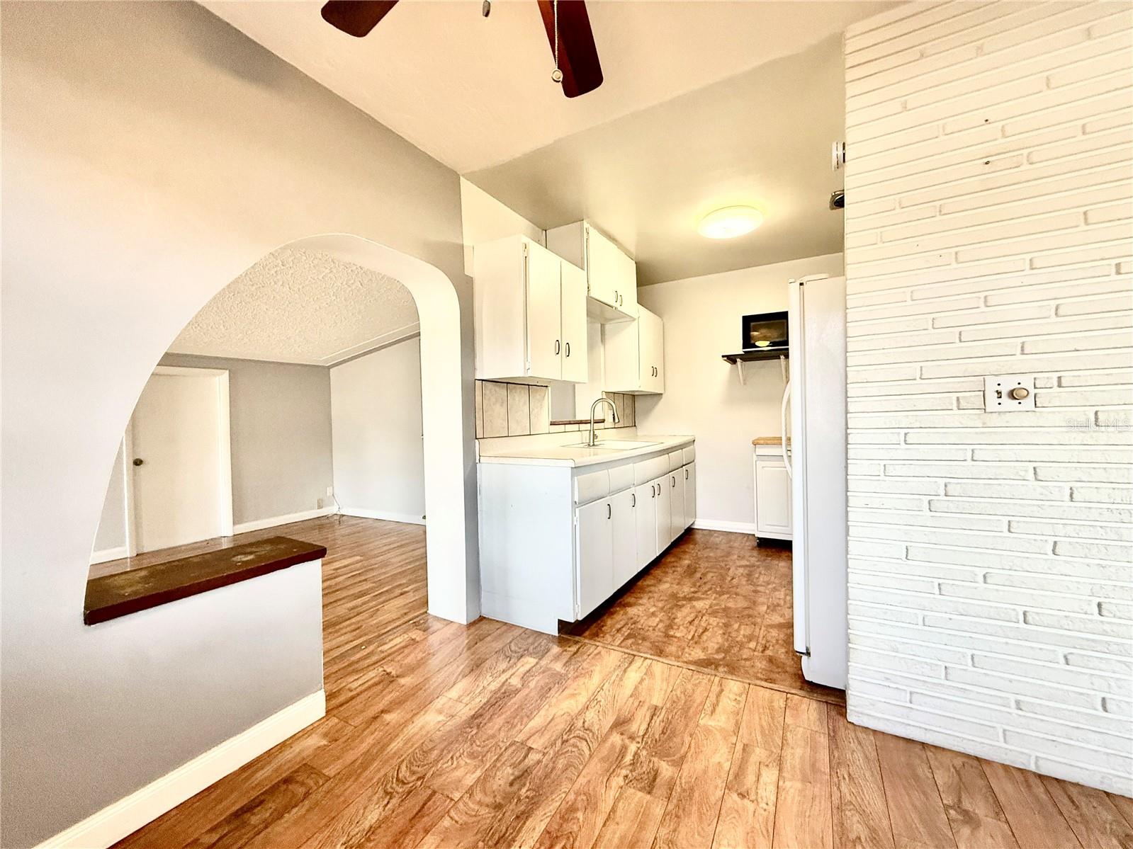 SEMINOLE LAKE VILLAGE 1ST ADD - Residential