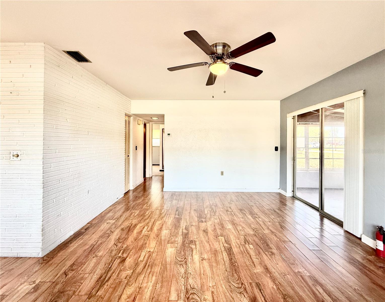 SEMINOLE LAKE VILLAGE 1ST ADD - Residential