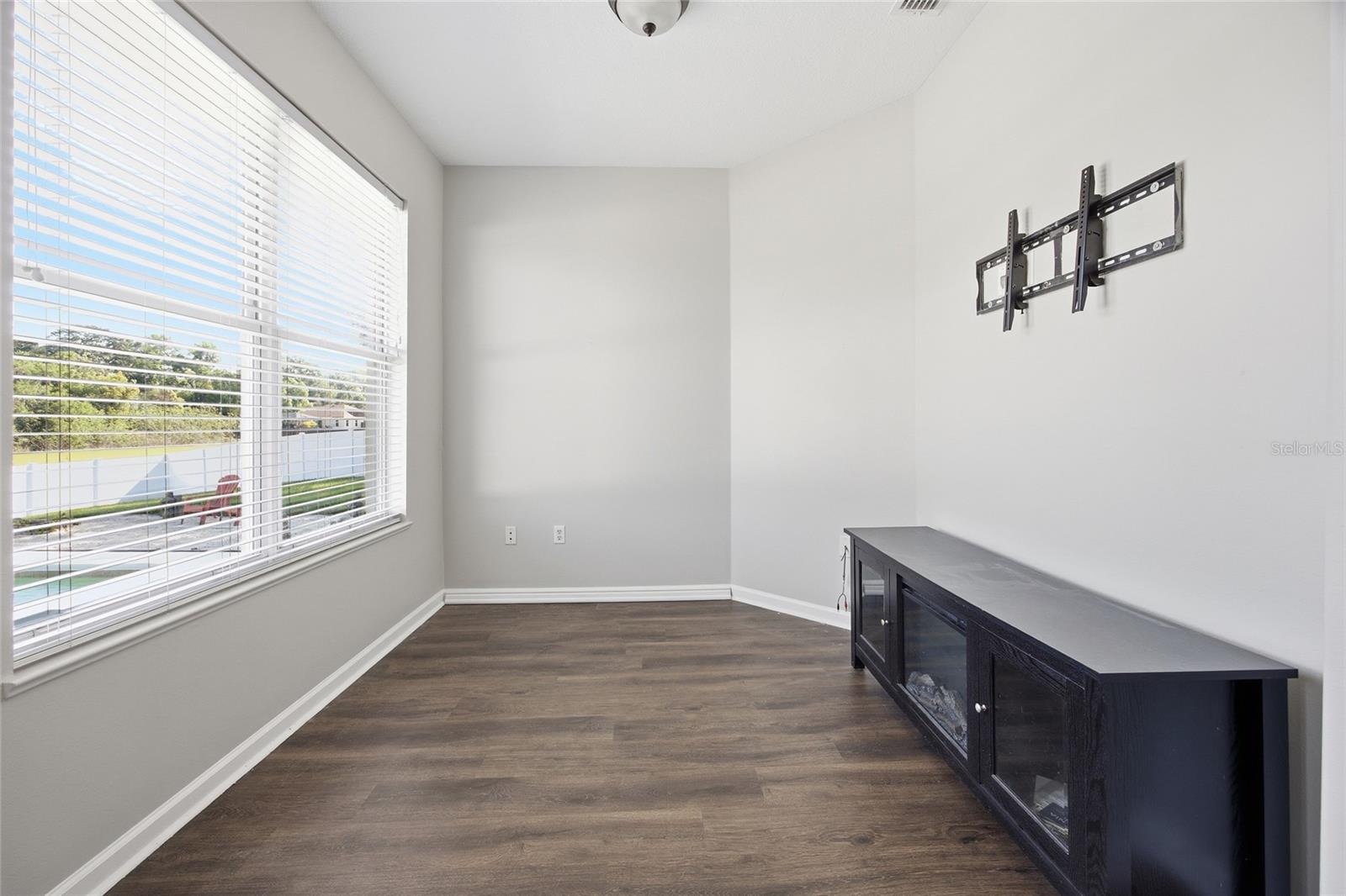 COBBLESTONE PH I - Residential