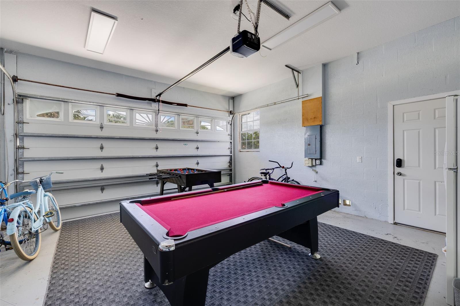 SOUTH VENICE - Residential