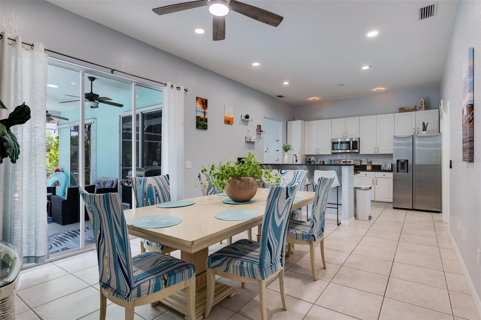 SOUTH VENICE - Residential