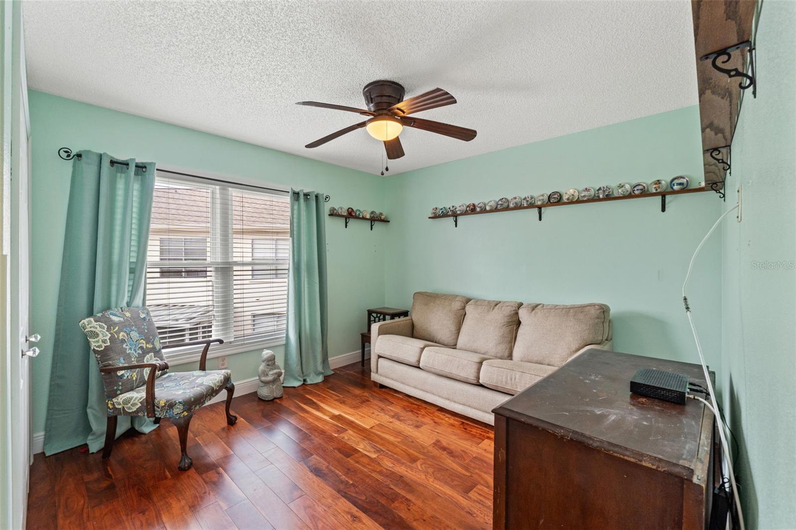 MILLPOND TRACE CONDO - Residential