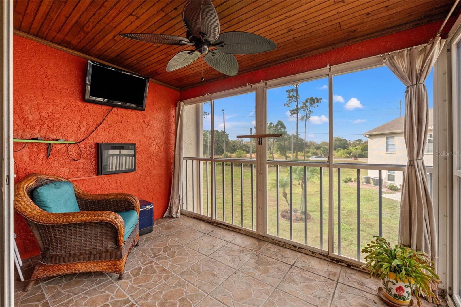 MILLPOND TRACE CONDO - Residential