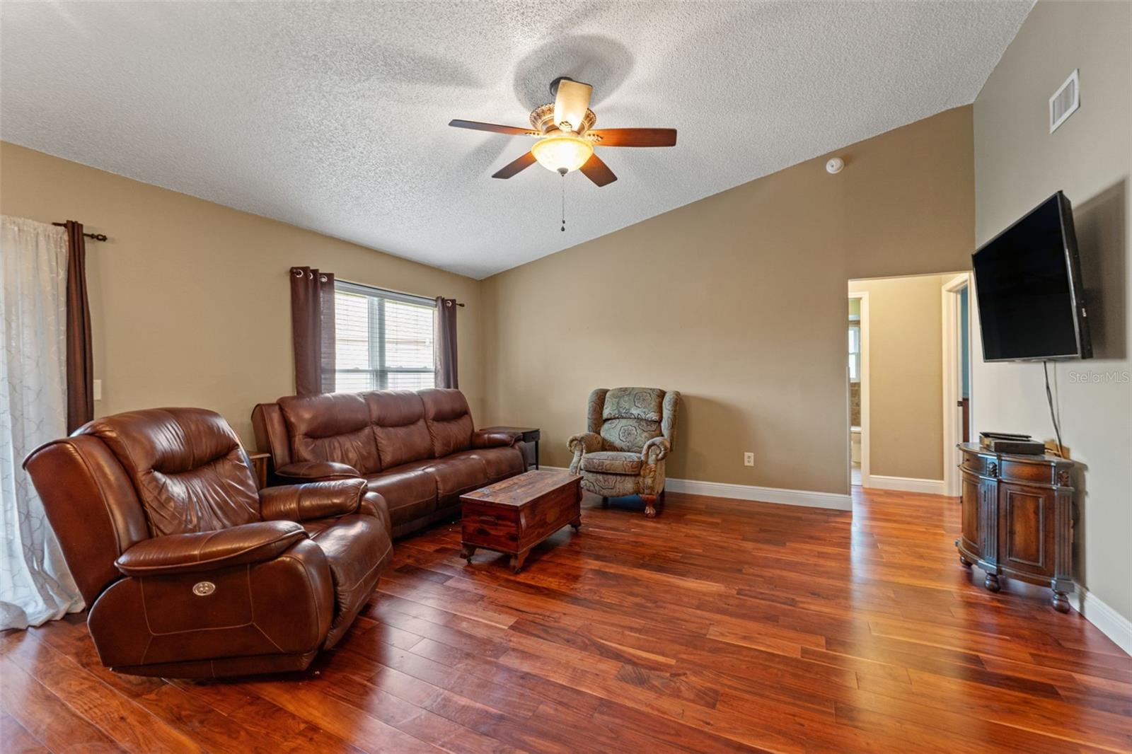 MILLPOND TRACE CONDO - Residential