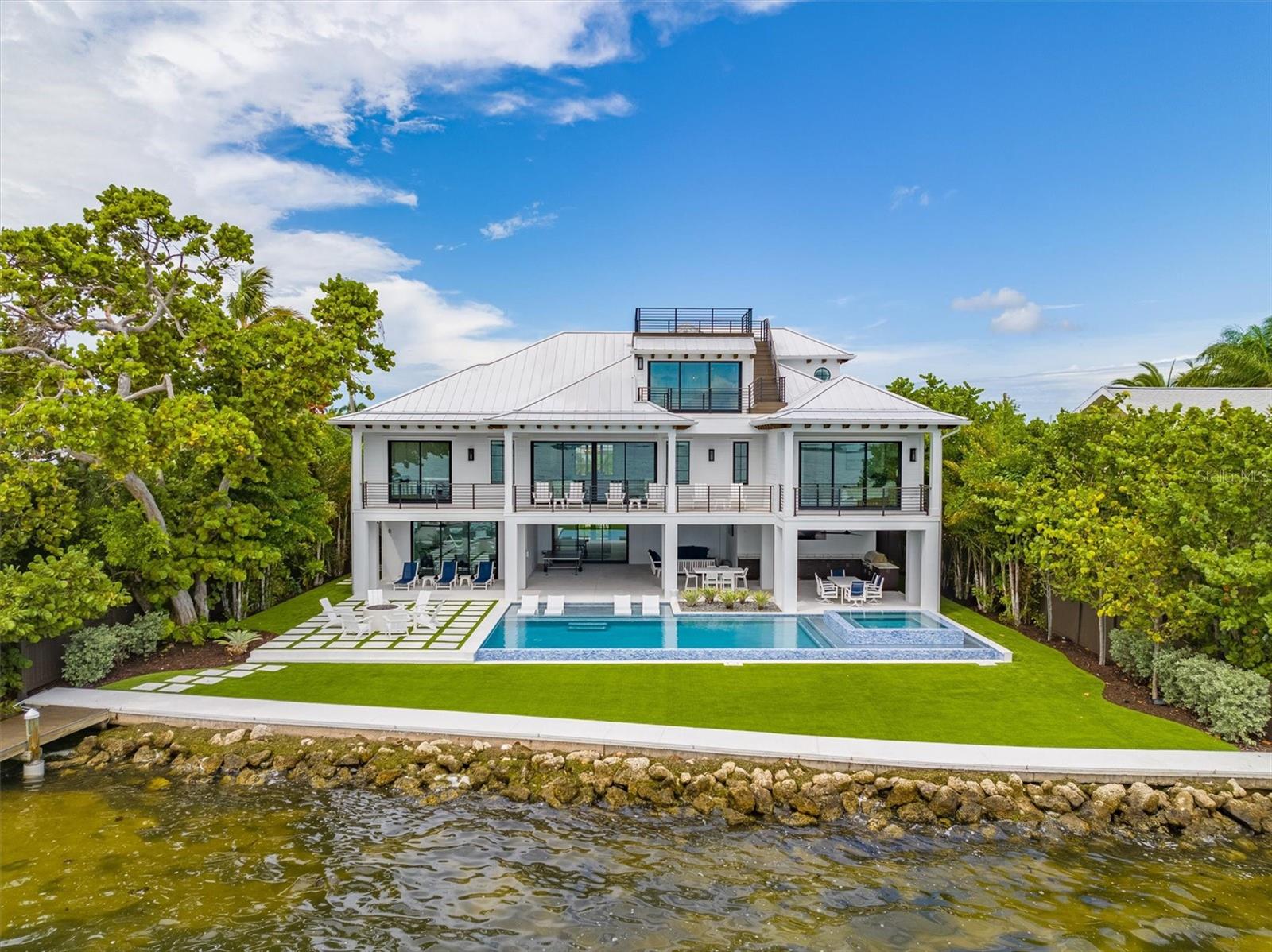 HOLMES BEACH 12TH UNIT - Residential