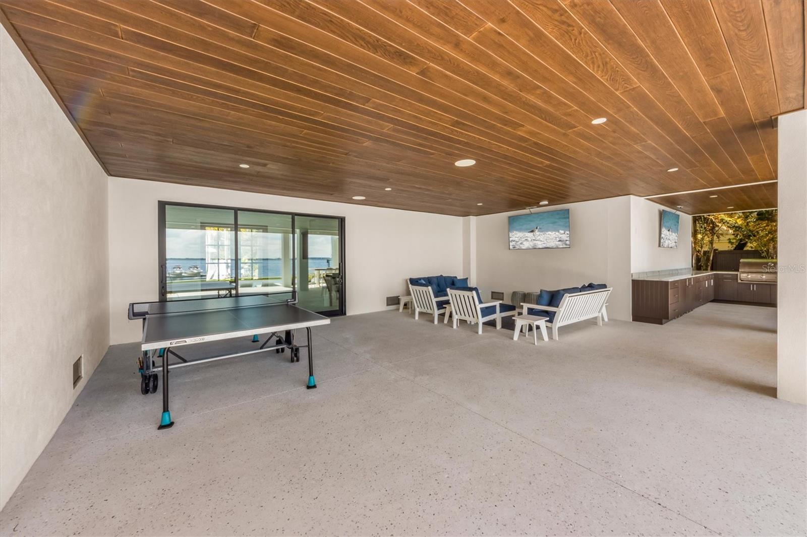 HOLMES BEACH 12TH UNIT - Residential