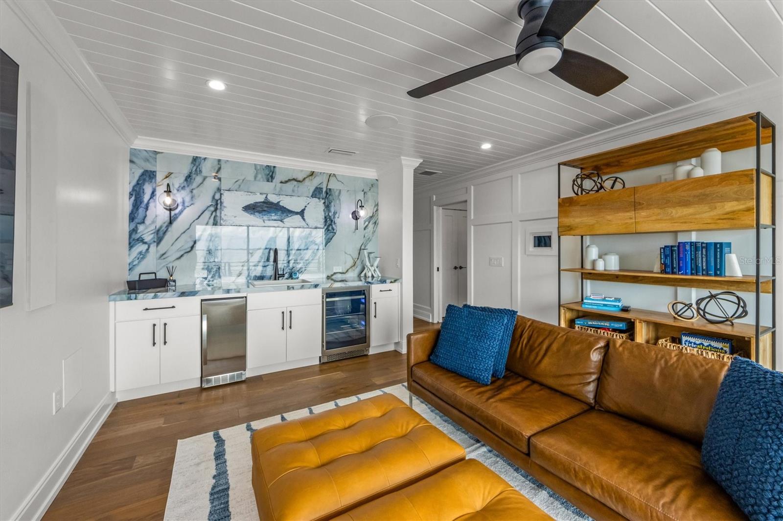 HOLMES BEACH 12TH UNIT - Residential