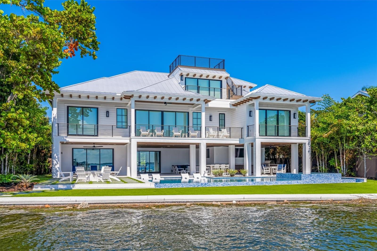 HOLMES BEACH 12TH UNIT - Residential