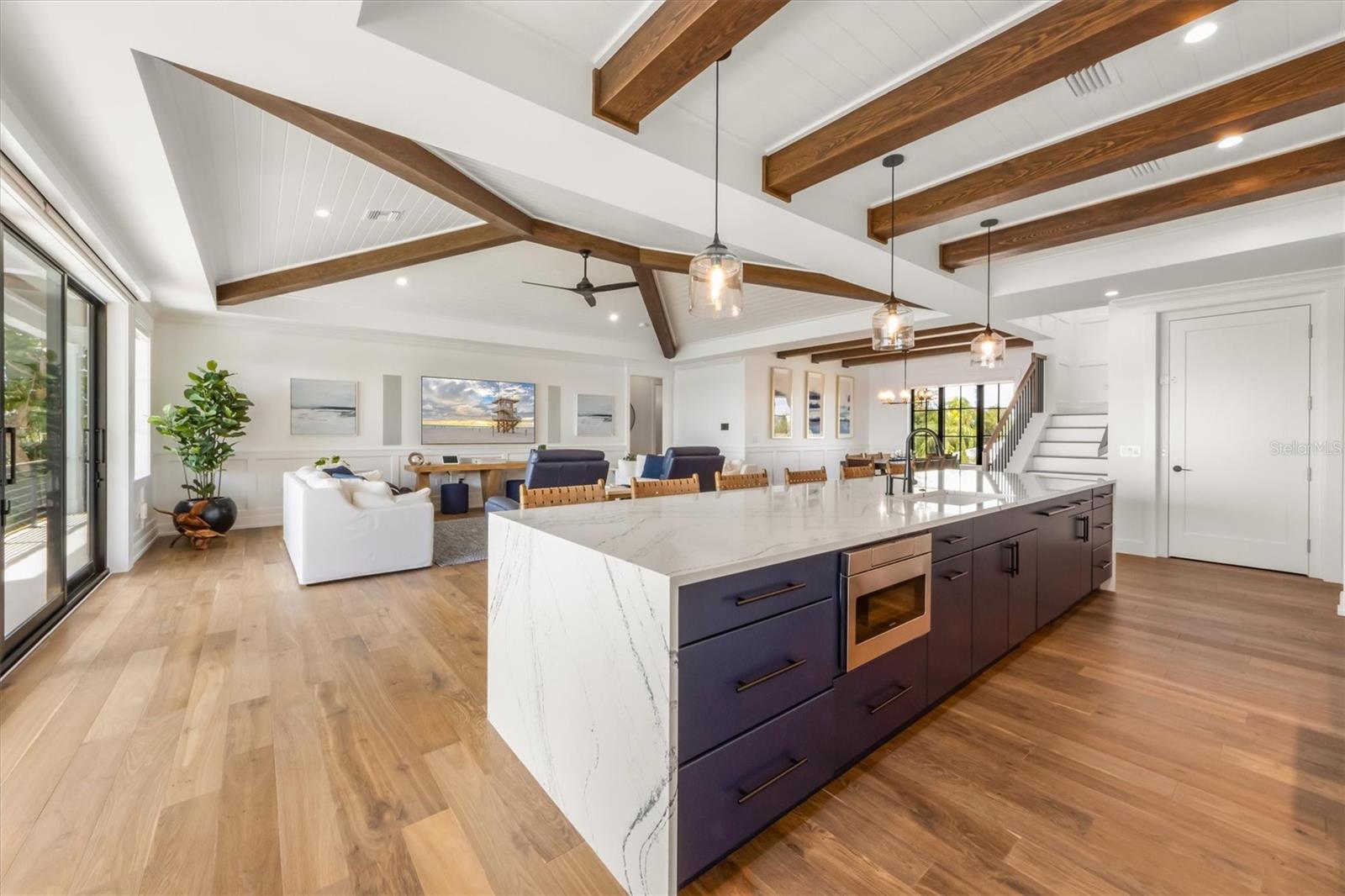 HOLMES BEACH 12TH UNIT - Residential