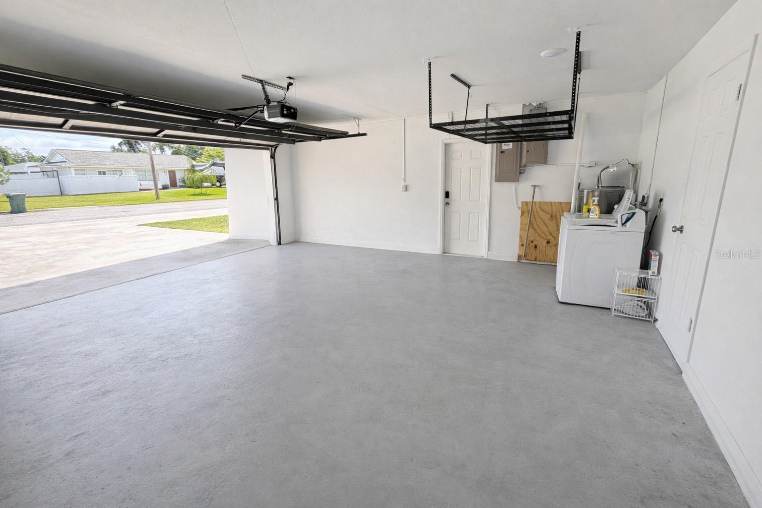 CASA DEL SOL FIFTH UNIT - Residential