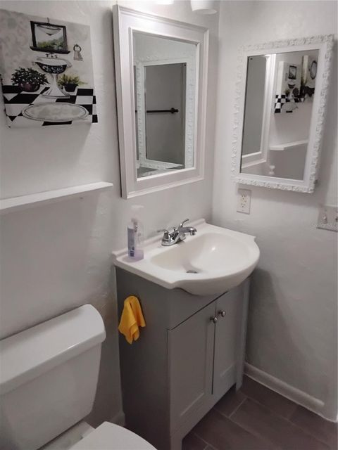 Tiny photo for 570 Bahia Circle #B, Ocala, FL 34472 (MLS # OM724601)