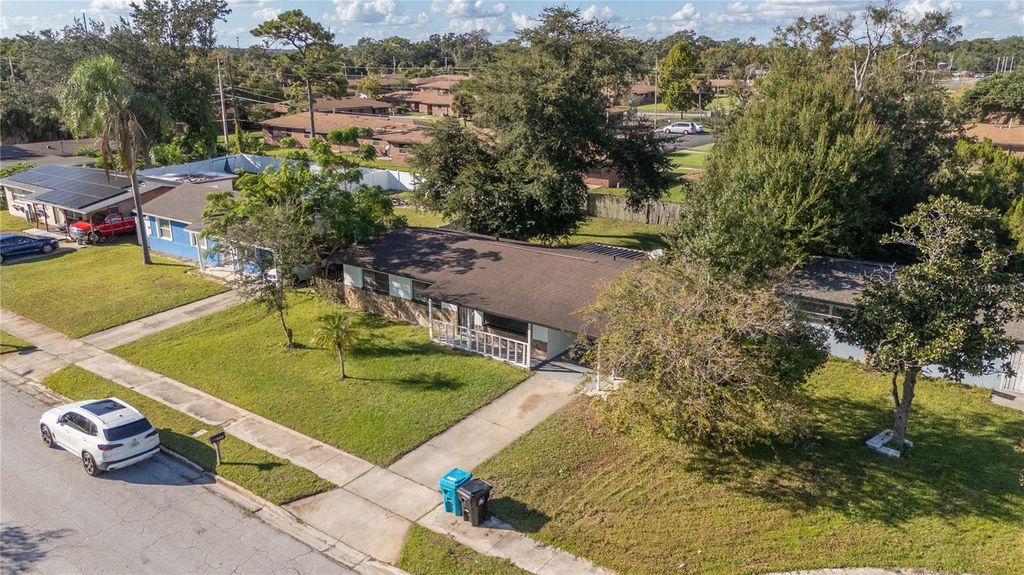 Photo of 4605 Elmira Place, Orlando, FL 32811 (MLS # S5136961)