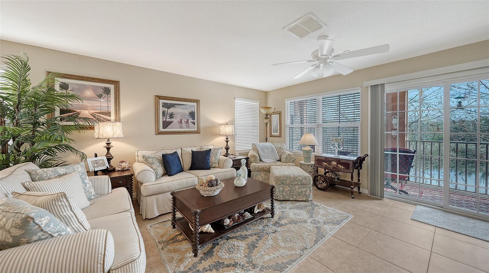 8888 WHITE SAGE LOOP