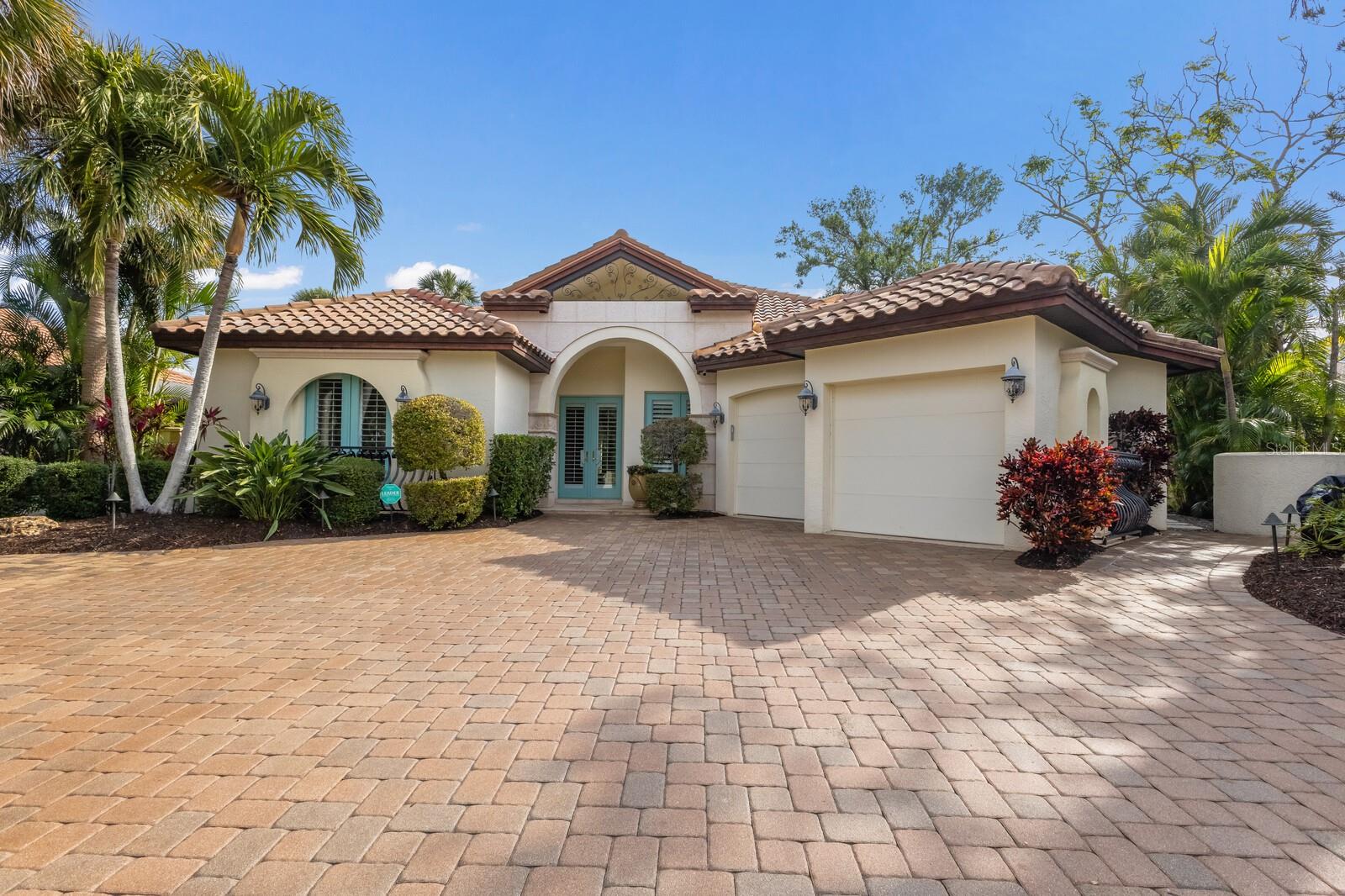 4946 BRYWILL CIRCLE