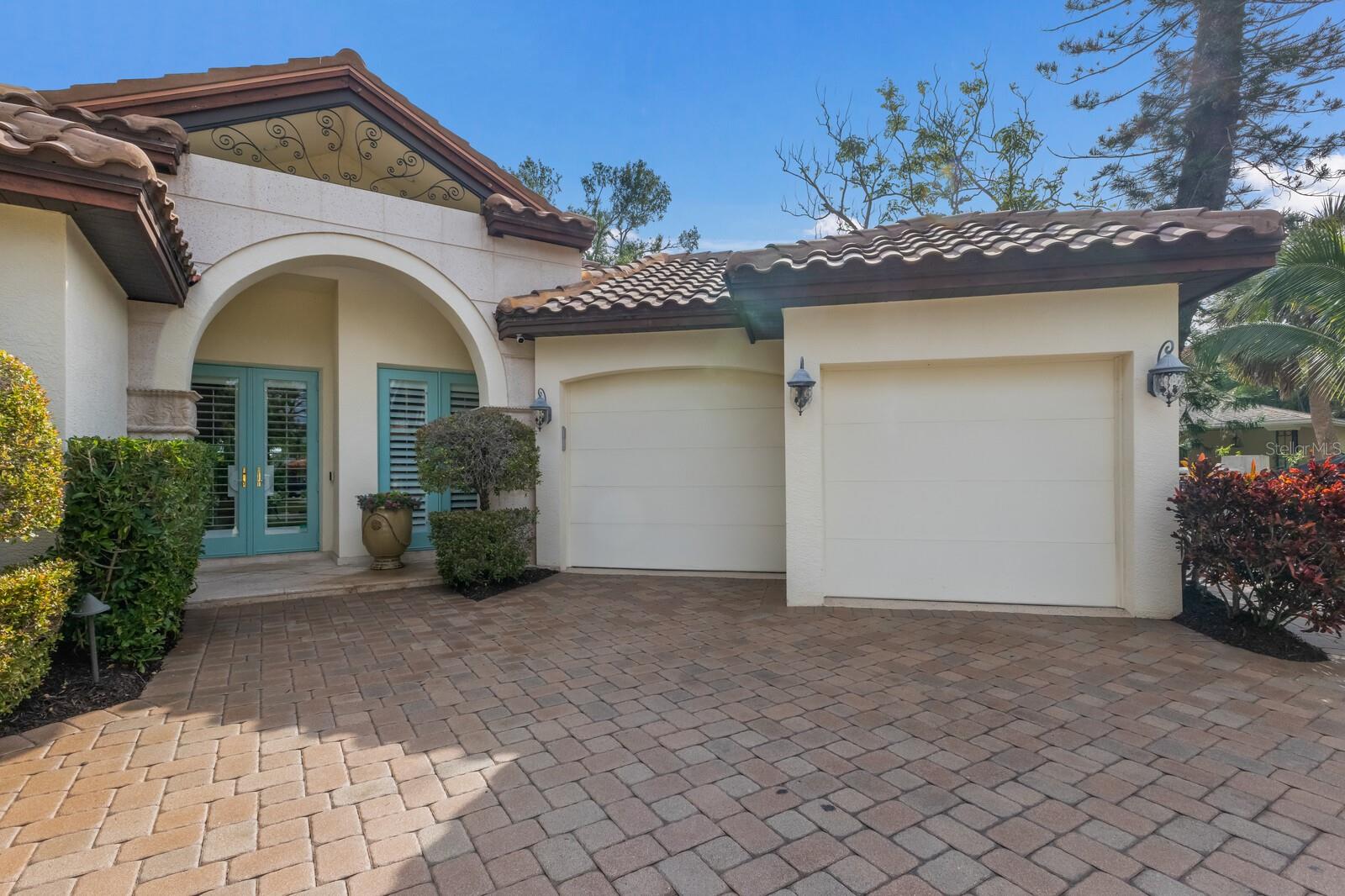 4946 BRYWILL CIRCLE