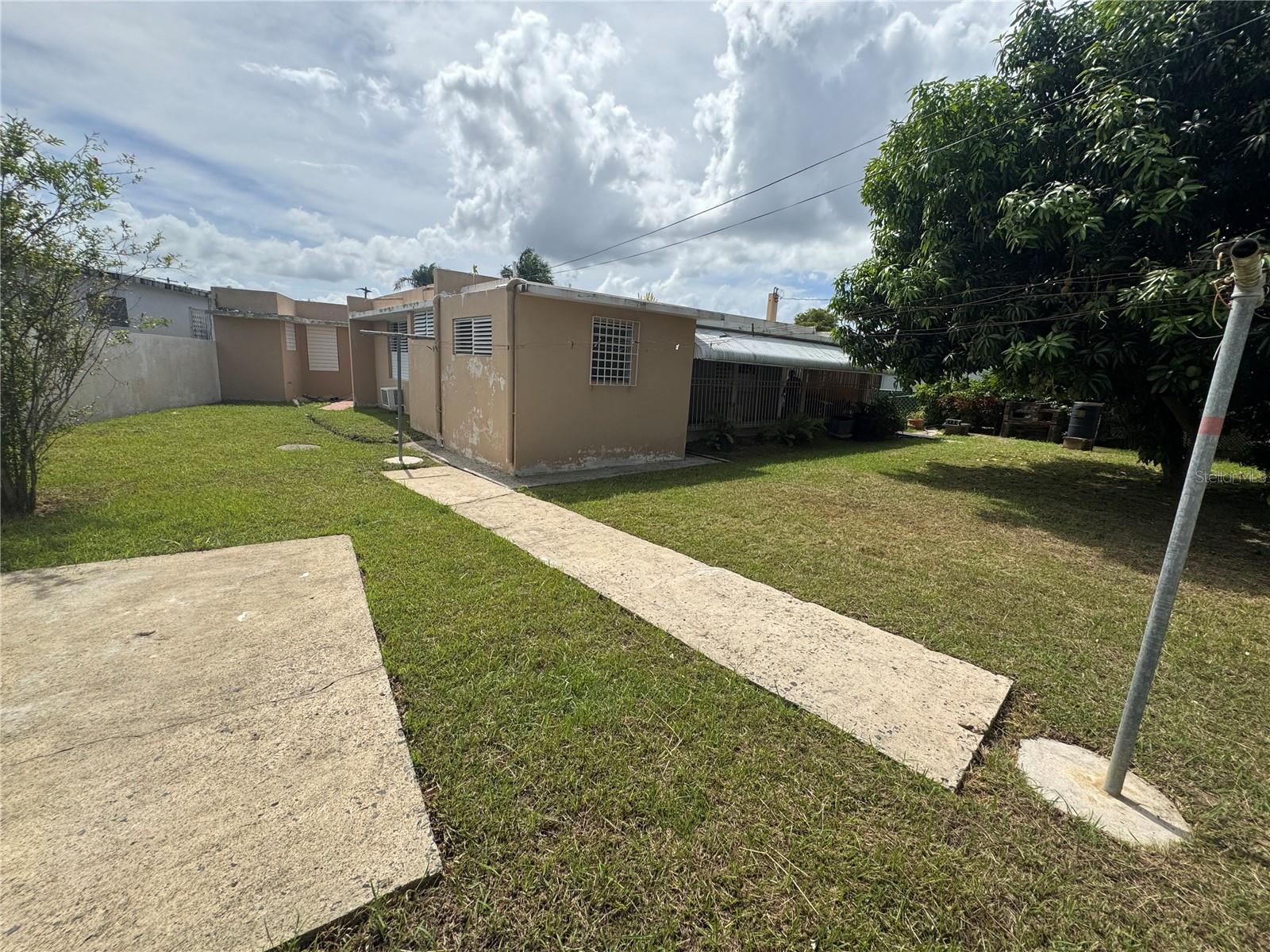 VILLA NEVÁREZ - Residential