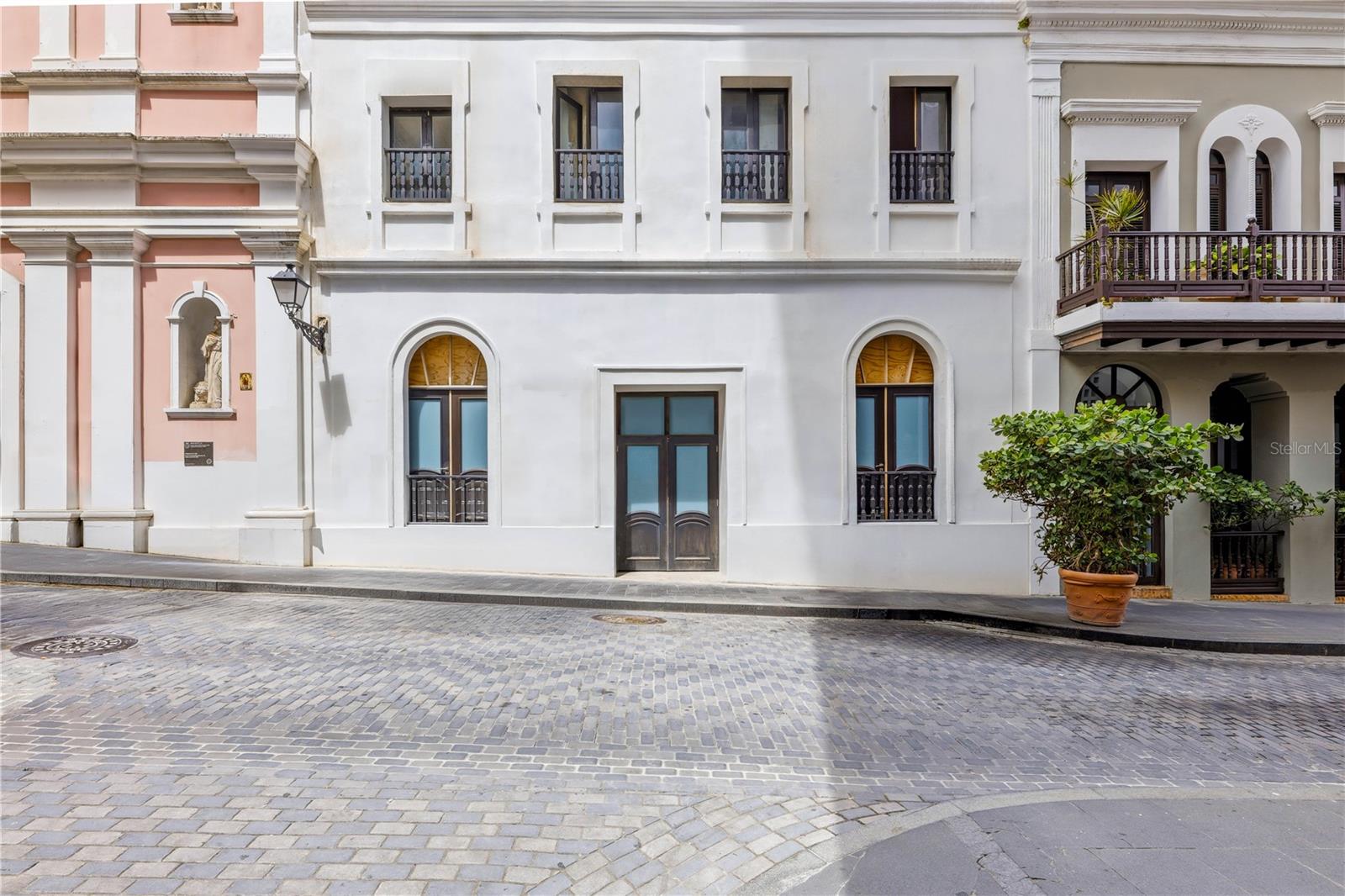 OLD SAN JUAN - Residential Income