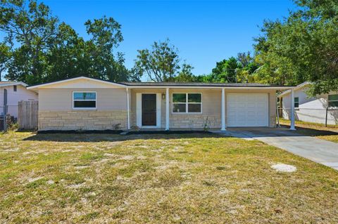 Photo of 7304 Country Club Dr, Hudson, FL 34667 (MLS # W7879942)