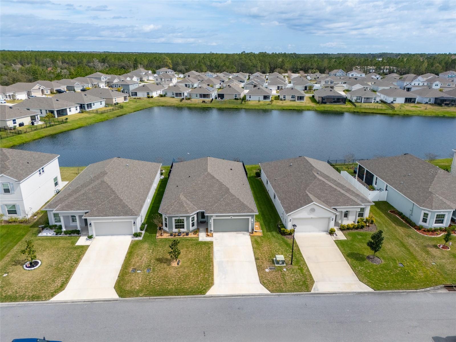 65 OAKLEAF WAY