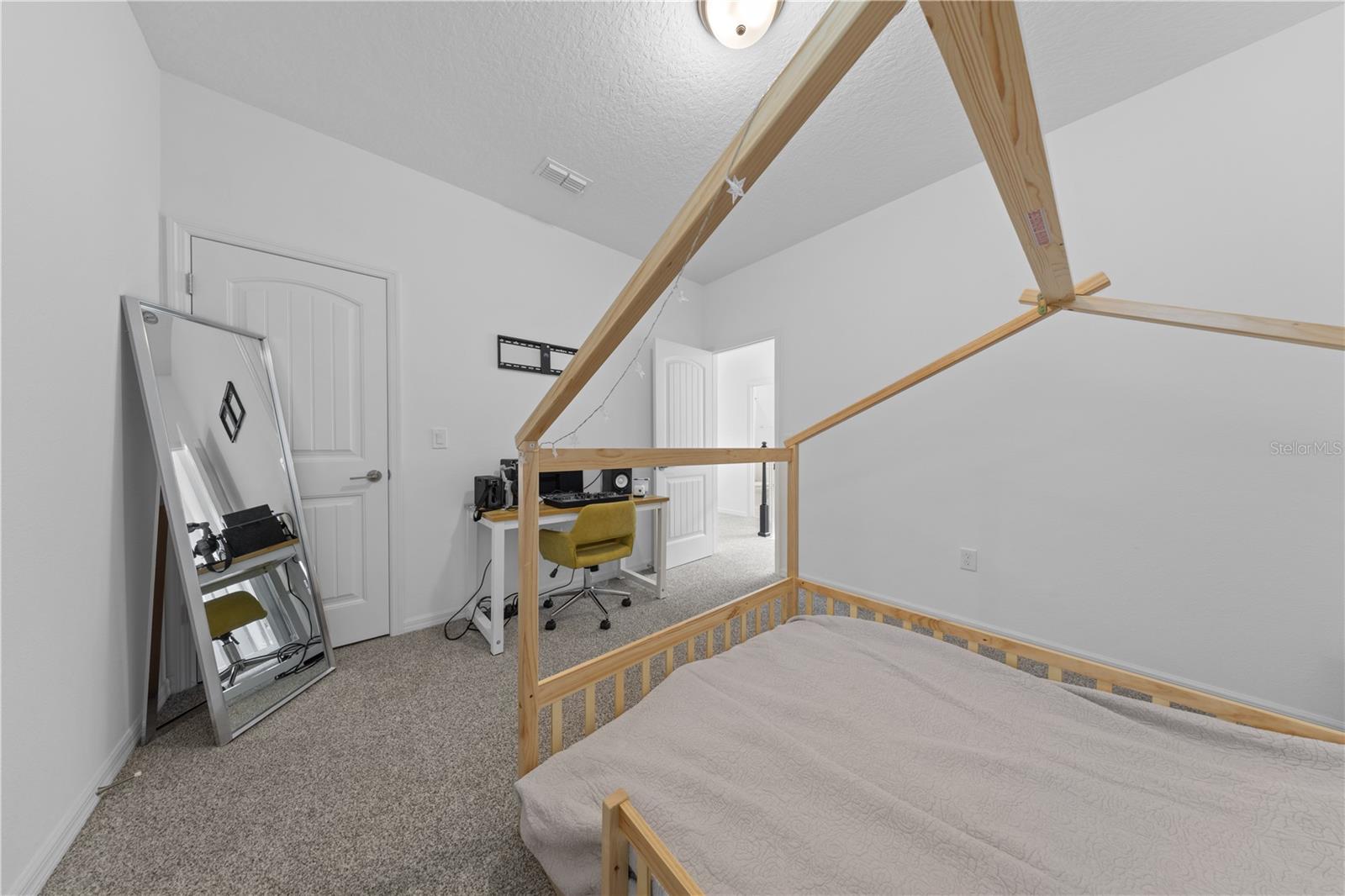 OAKLAND TRLS PH 2 - Residential