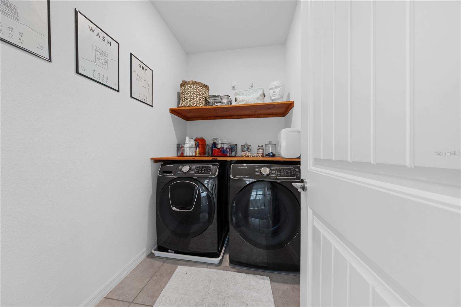 OAKLAND TRLS PH 2 - Residential