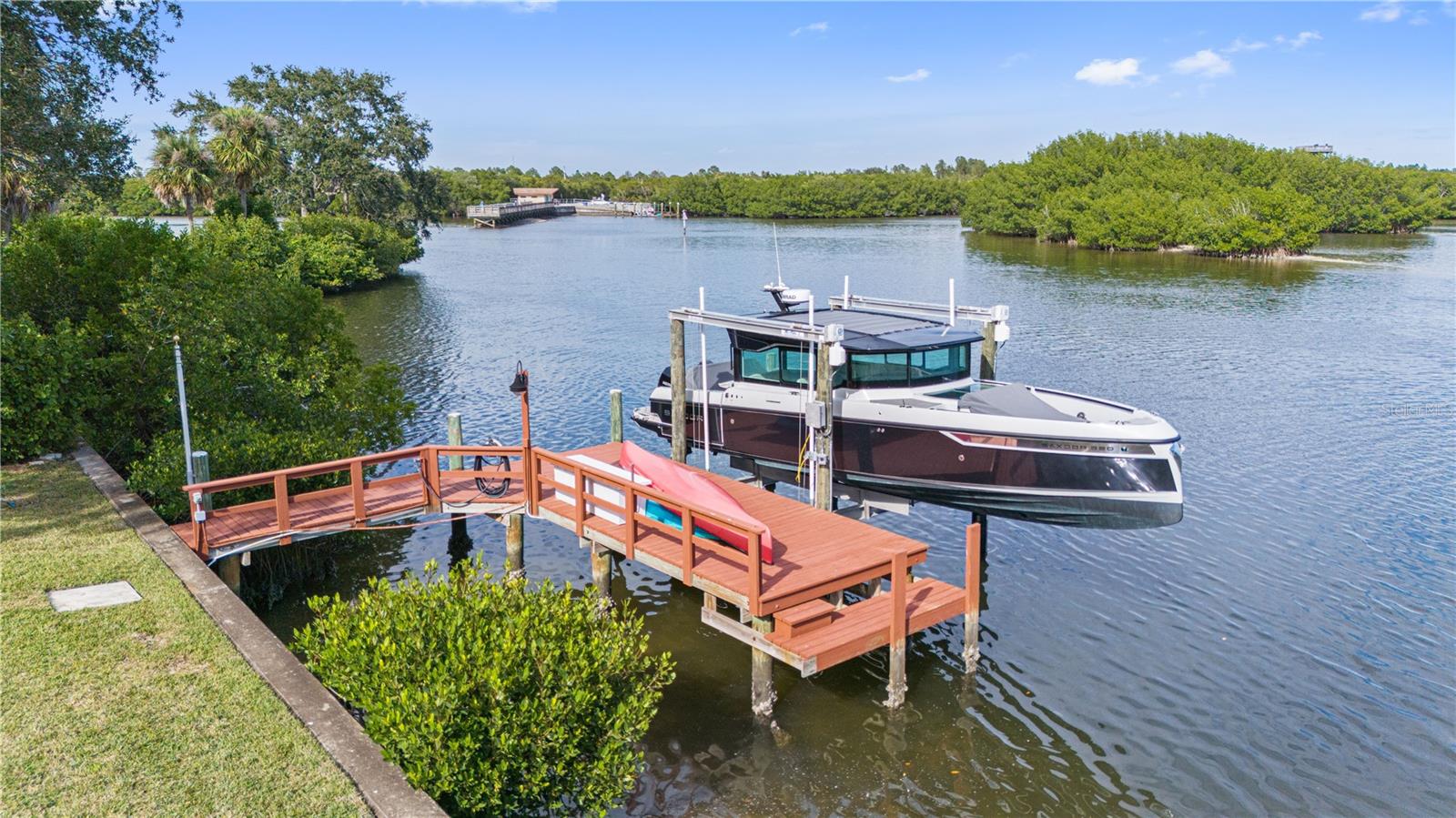 HARBOR ISLE UNIT TWO - Residential