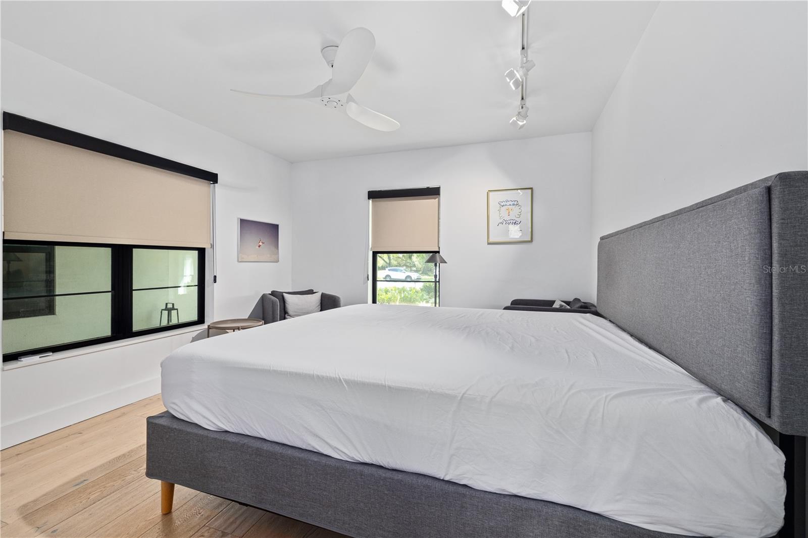 HARBOR ISLE UNIT TWO - Residential