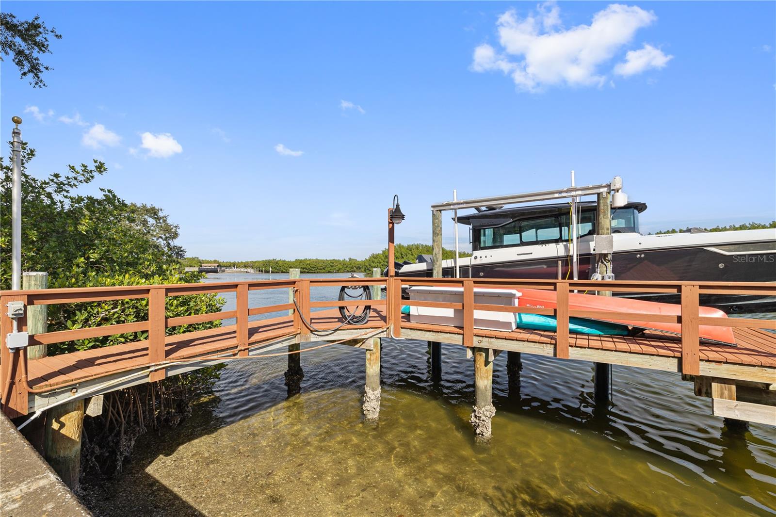 HARBOR ISLE UNIT TWO - Residential