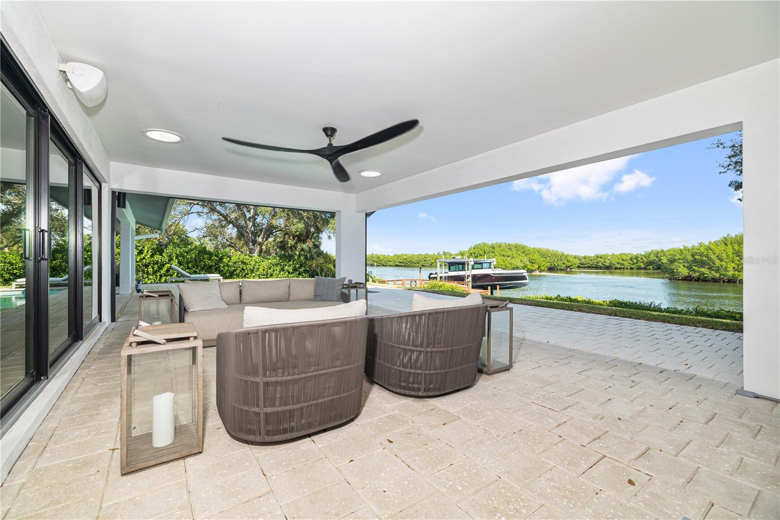 HARBOR ISLE UNIT TWO - Residential