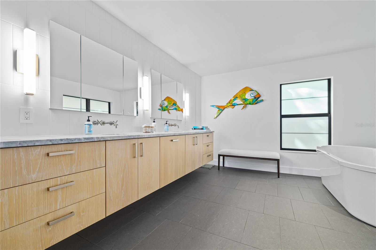 HARBOR ISLE UNIT TWO - Residential